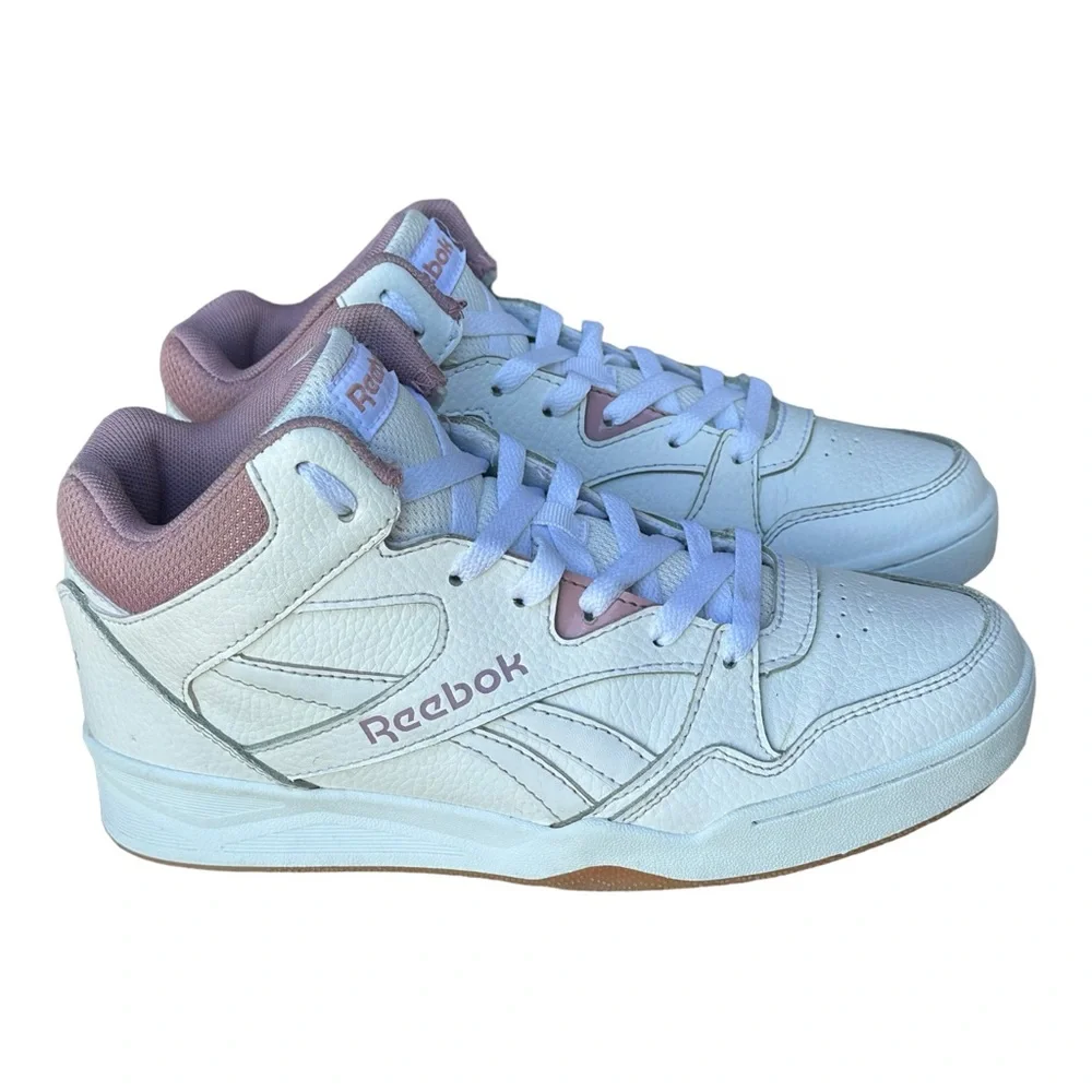 Reebook Women White Light Purple shoes‎ Sneakers women Size US 8
